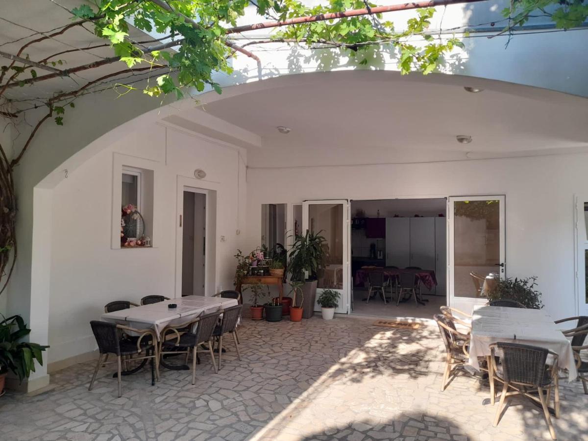 פג Rooms & Apartments Kaurloto מראה חיצוני תמונה