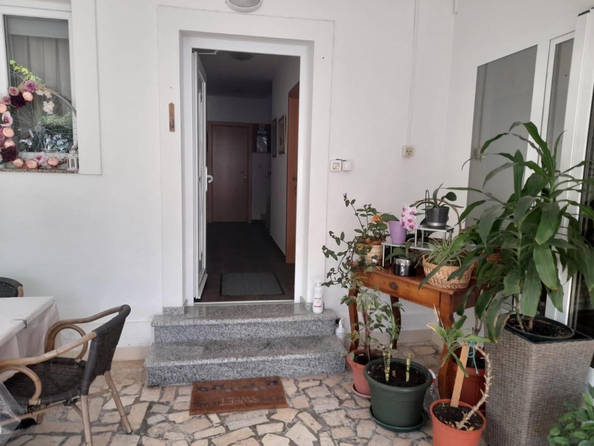 פג Rooms & Apartments Kaurloto מראה חיצוני תמונה