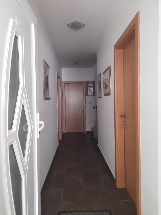 פג Rooms & Apartments Kaurloto מראה חיצוני תמונה