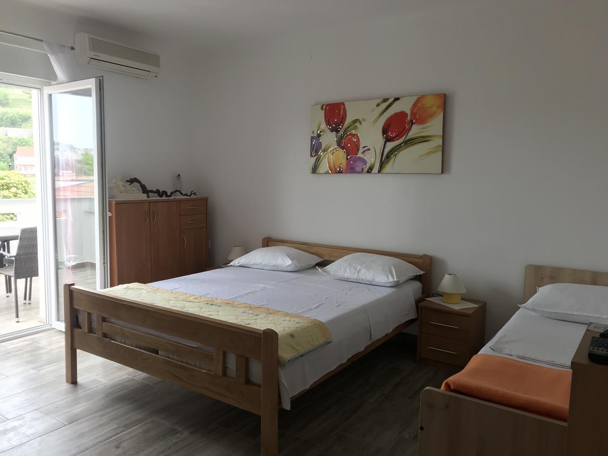 פג Rooms & Apartments Kaurloto מראה חיצוני תמונה